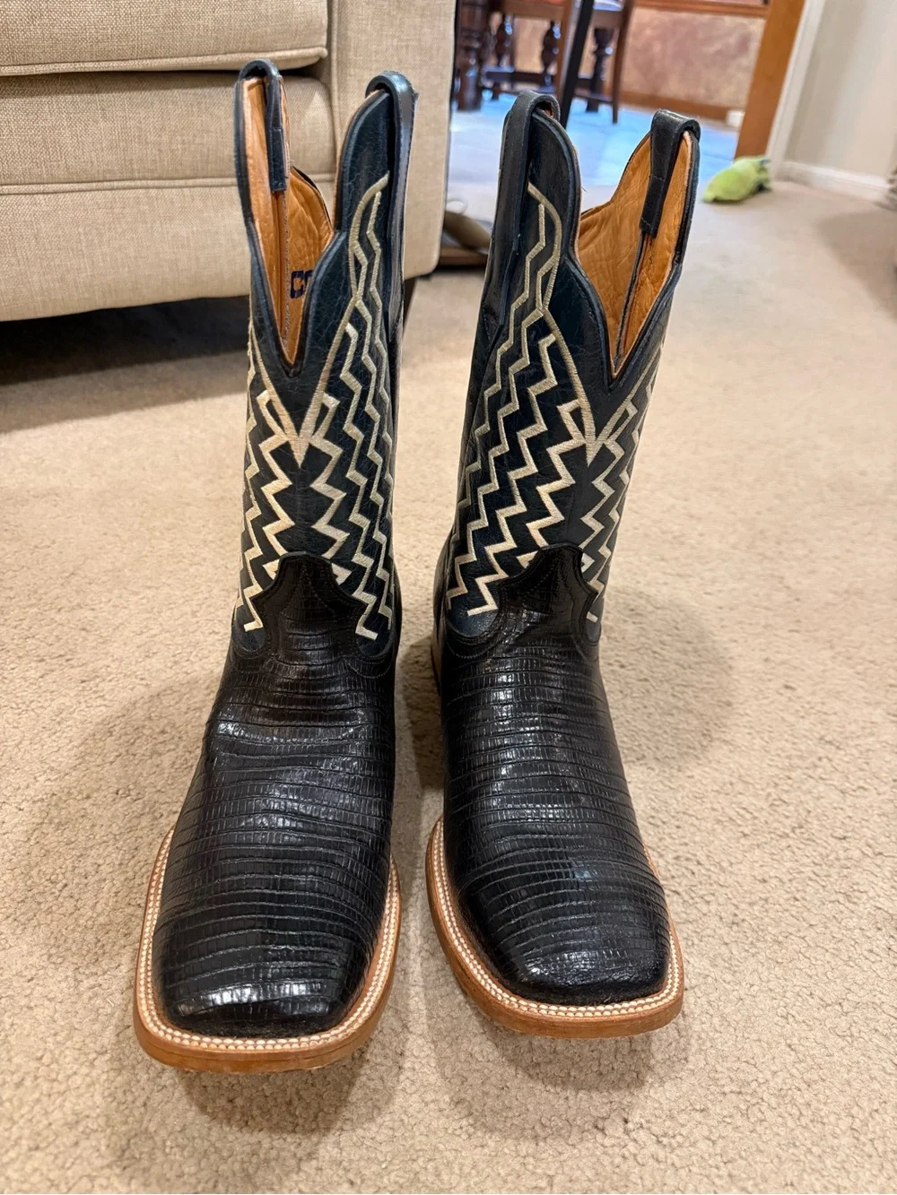 Men's Black Western Stitch-Pattern Leather Boots